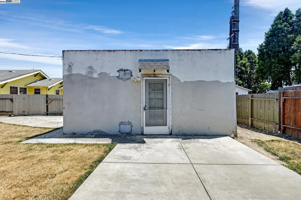 1755 Washington Avenue San Leandro CA 94577