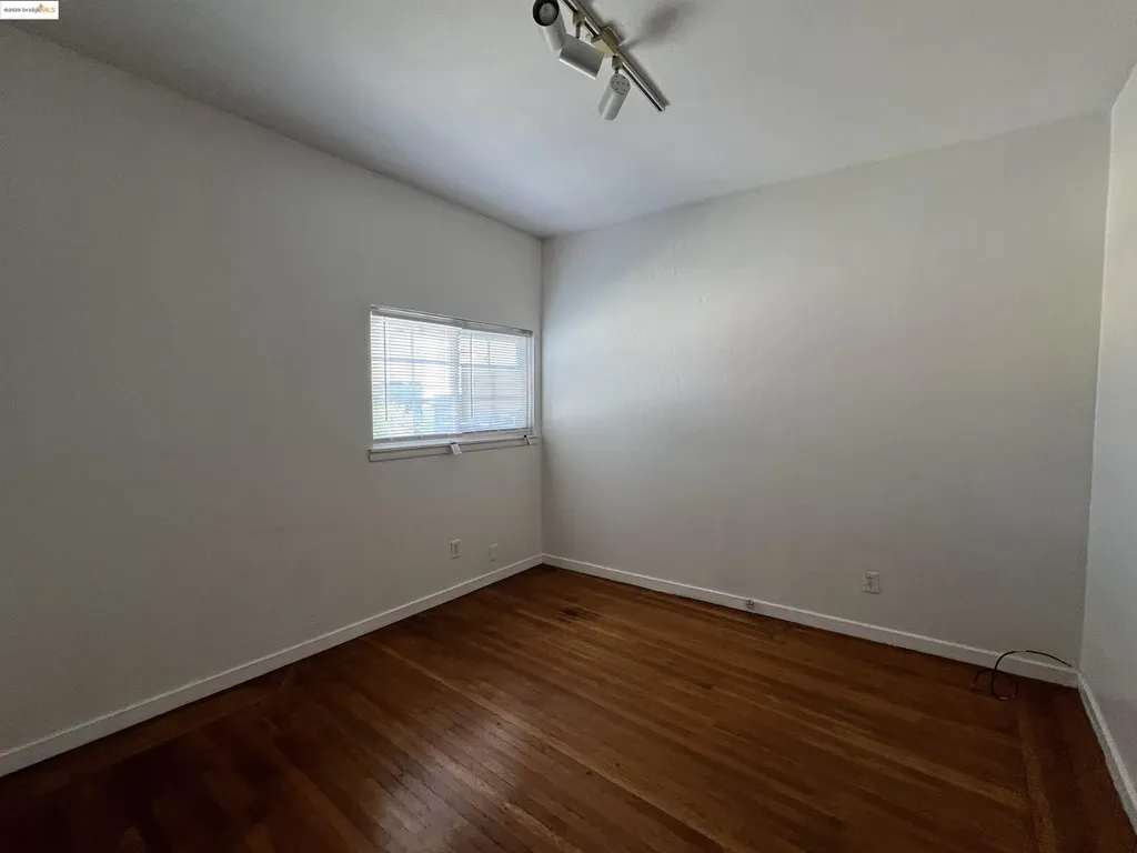 3244 Ellis Street Berkeley CA 94703