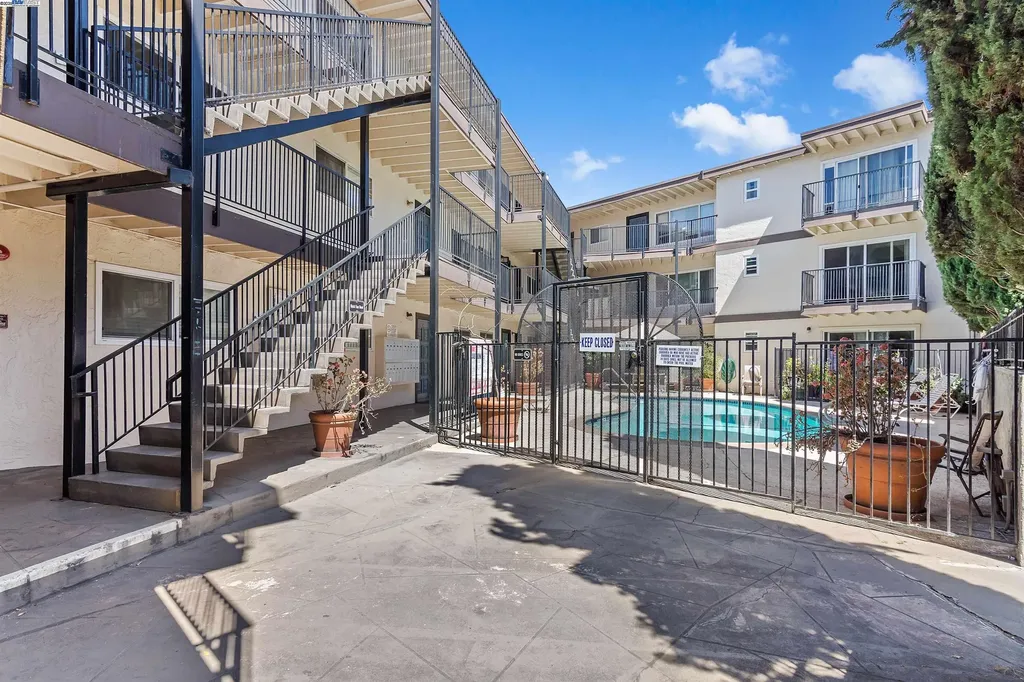 1743 Carmel Drive Walnut Creek CA 94596