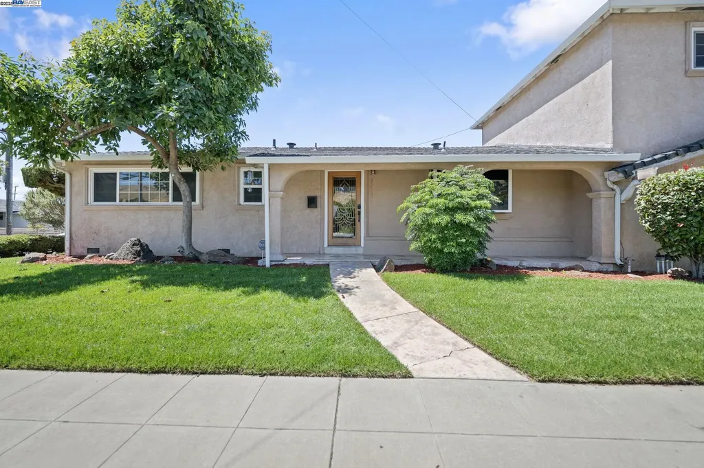 30565 Prestwick Avenue Hayward CA 94544