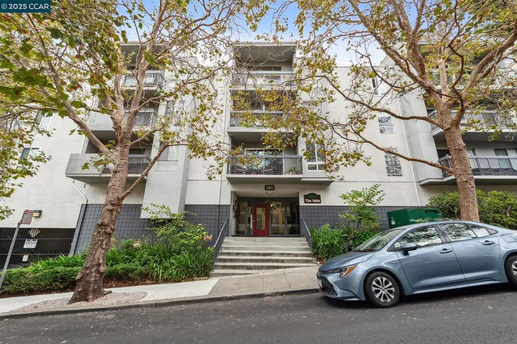 150 Pearl Street Oakland CA 94611