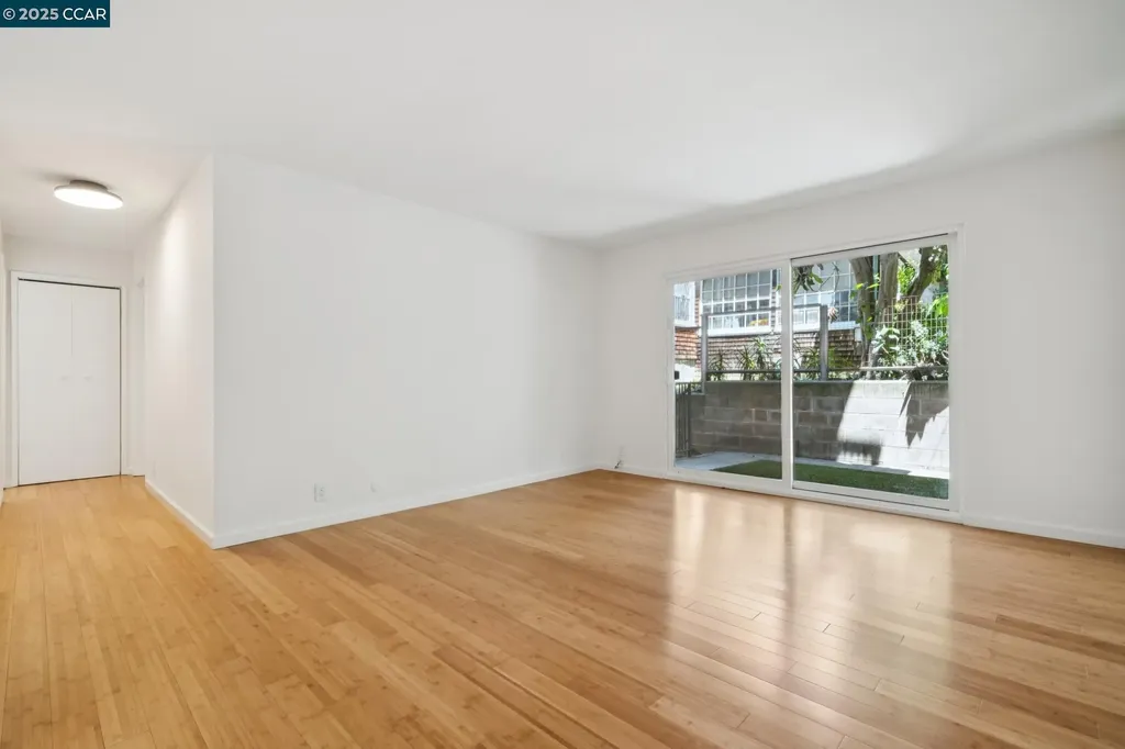 150 Pearl Street Oakland CA 94611