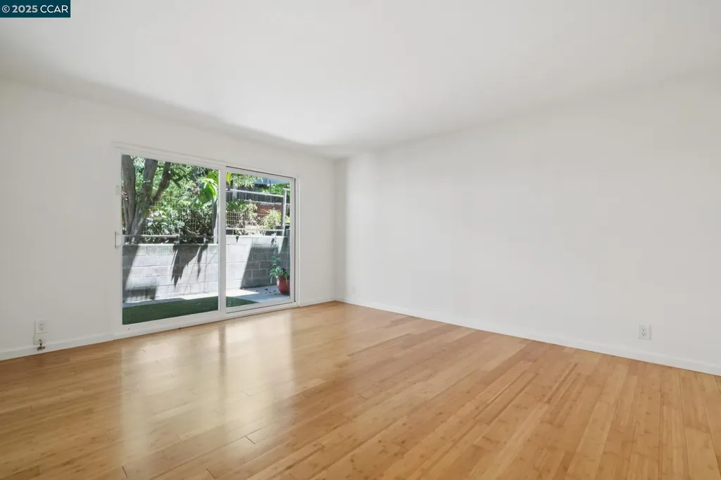 150 Pearl Street Oakland CA 94611