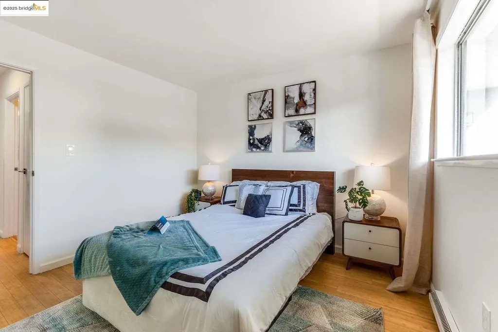 325 Kitty Hawk Road Alameda CA 94501