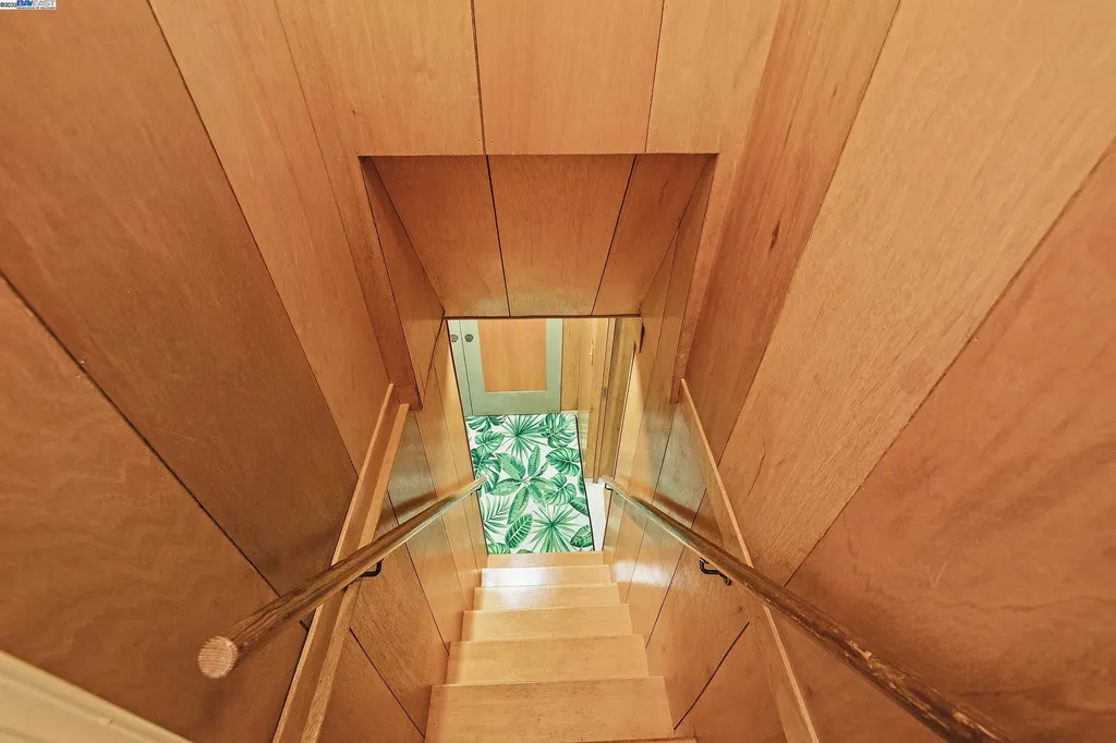 2863 Burton Drive Oakland CA 94611