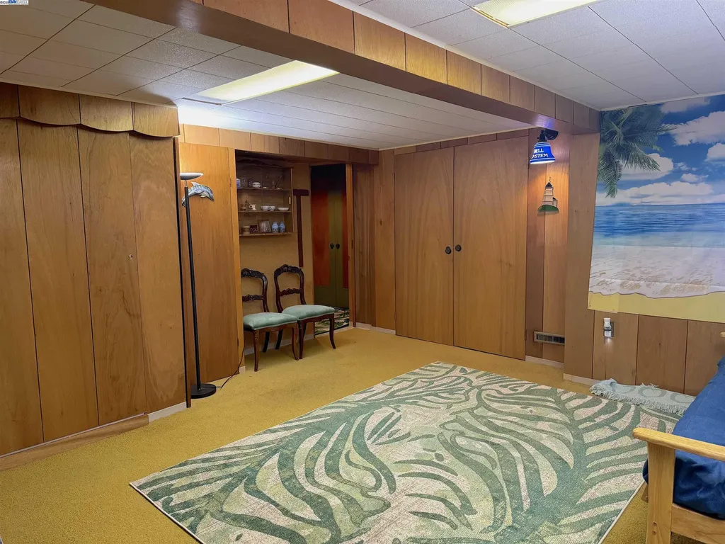 2863 Burton Drive Oakland CA 94611