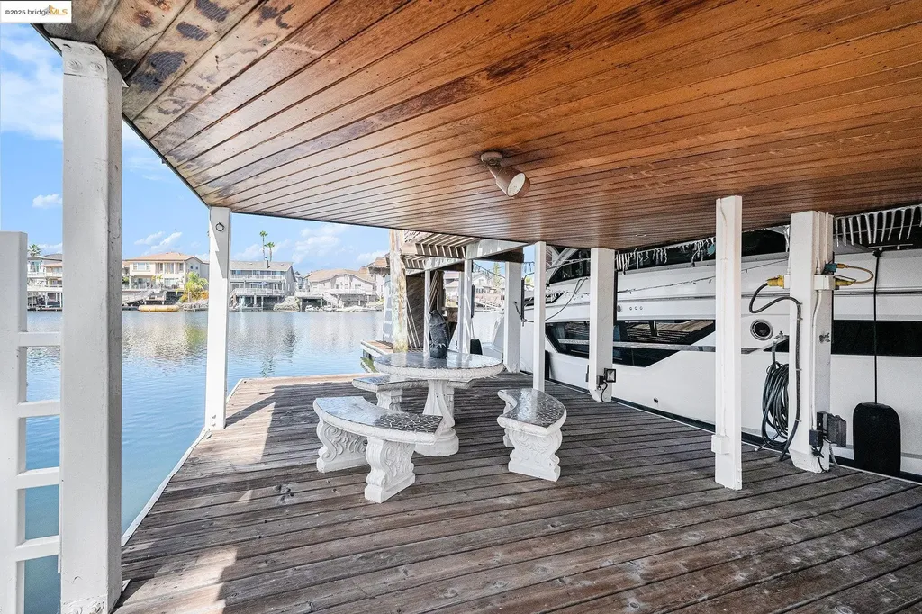 910 Discovery Bay Boulevard Discovery Bay CA 94505