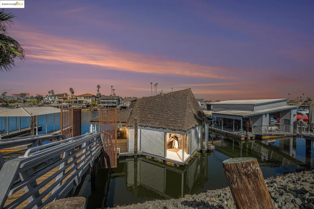 910 Discovery Bay Boulevard Discovery Bay CA 94505