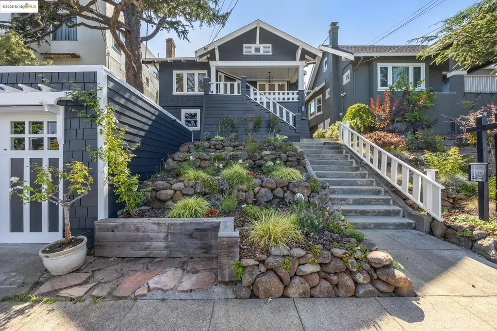 3936 Elston Avenue Oakland CA 94602