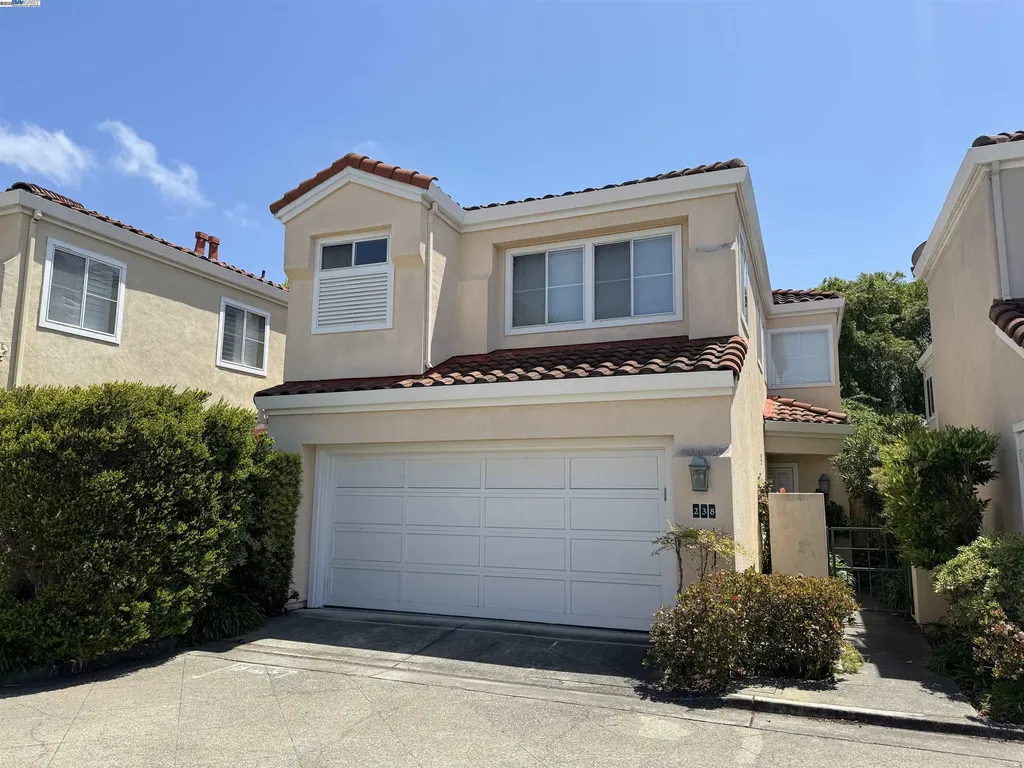 238 Diapian Bay Alameda CA 94502