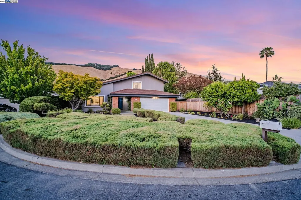 462 Lowell Place Fremont CA 94536