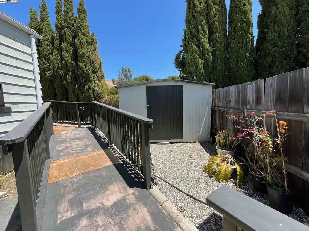 711 Old Canyon Road Fremont CA 94536