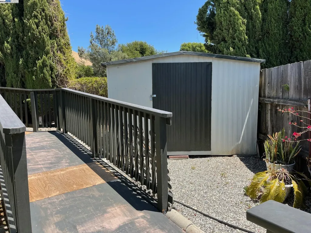 711 Old Canyon Road Fremont CA 94536
