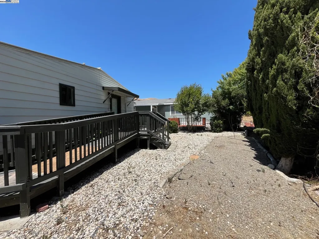 711 Old Canyon Road Fremont CA 94536