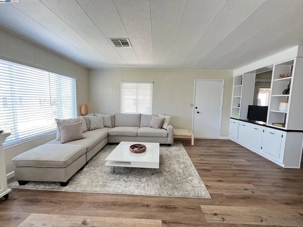 711 Old Canyon Road Fremont CA 94536