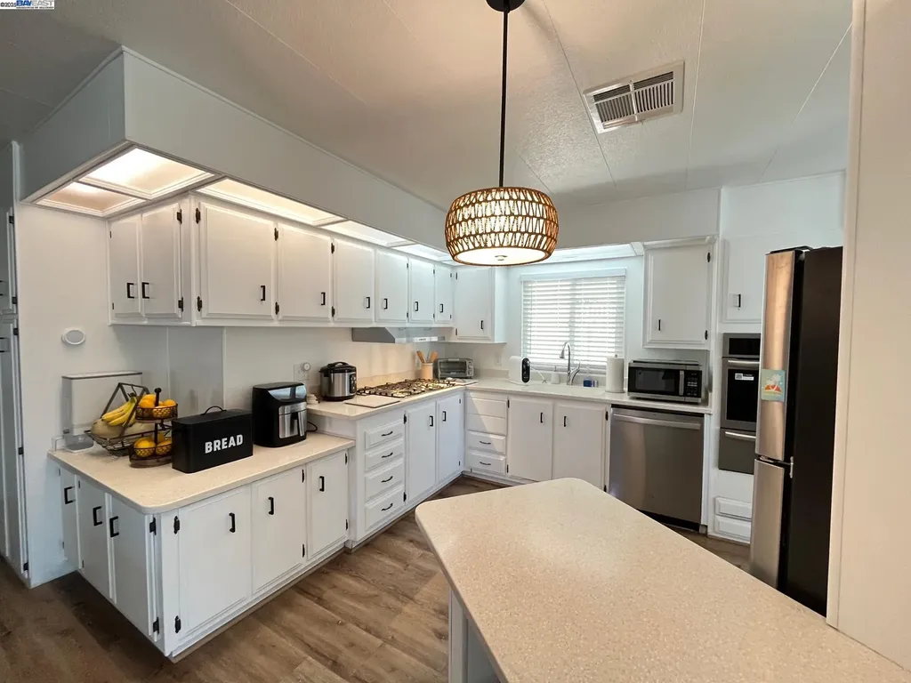 711 Old Canyon Road Fremont CA 94536