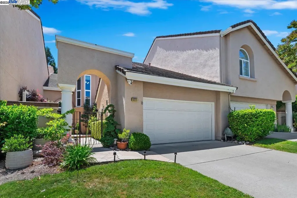 1271 Canyon Side Avenue San Ramon CA 94582