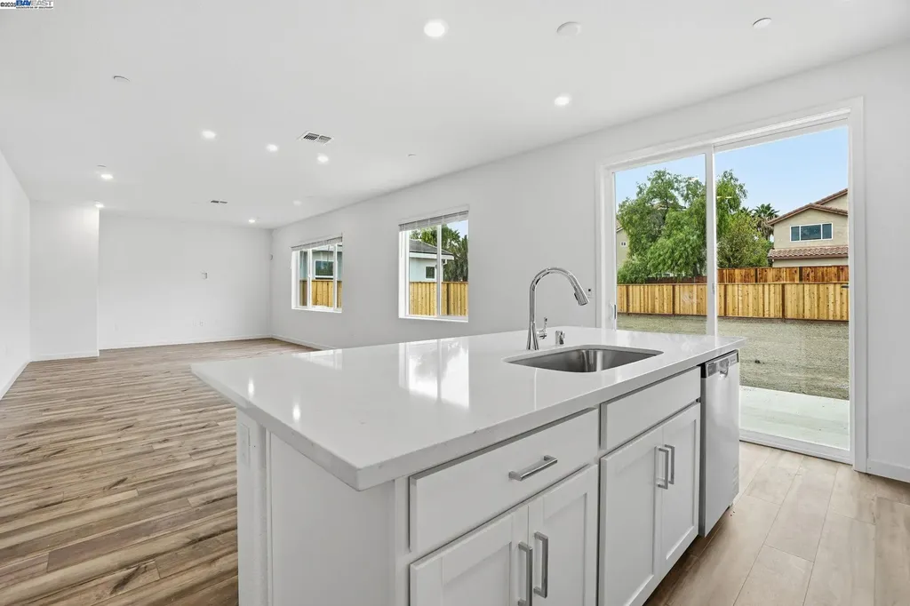 339 Astilbe Street Discovery Bay CA 94505