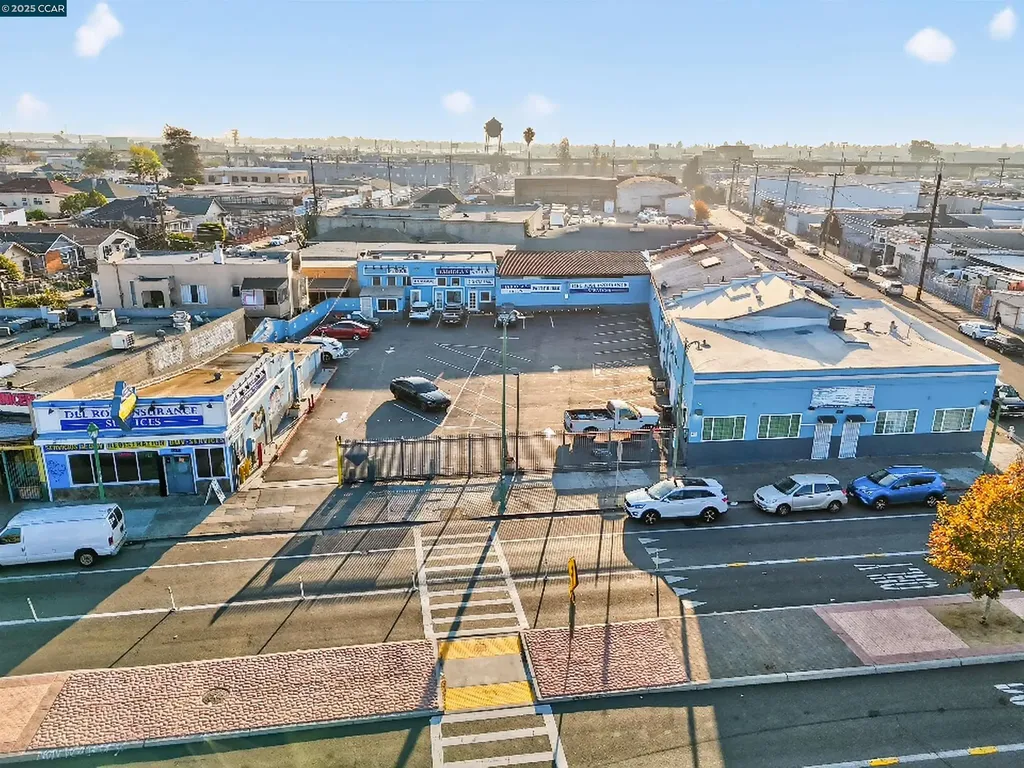 4819 International Boulevard Oakland CA 94601