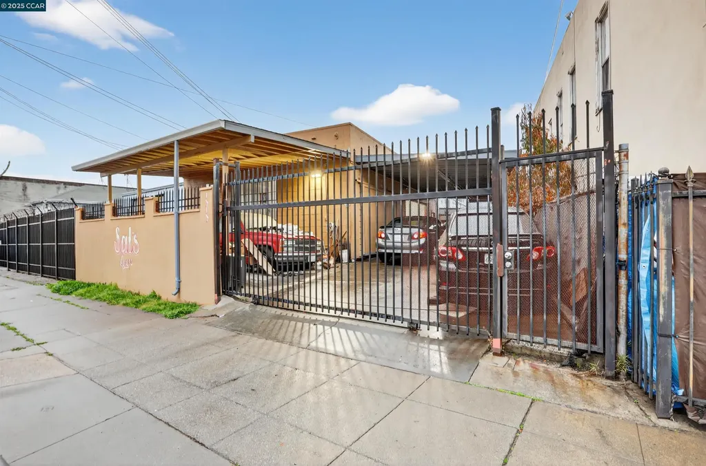 4819 International Boulevard Oakland CA 94601