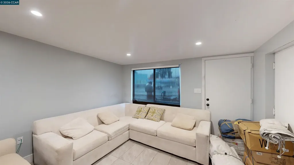 4819 International Boulevard Oakland CA 94601