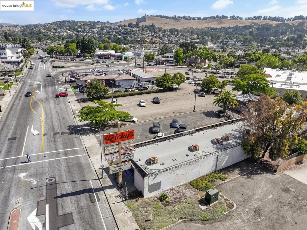 15028 Hesperian Boulevard San Leandro CA 94578