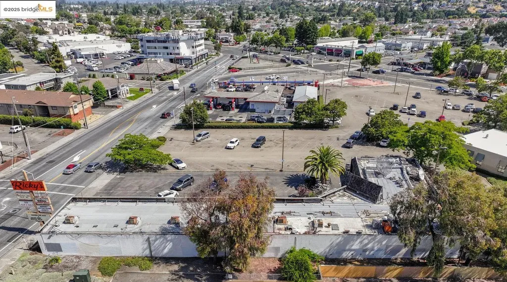 15028 Hesperian Boulevard San Leandro CA 94578