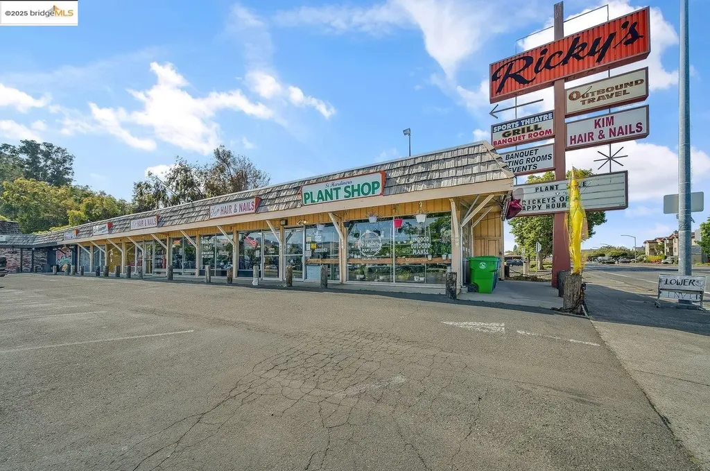 15028 Hesperian Boulevard San Leandro CA 94578