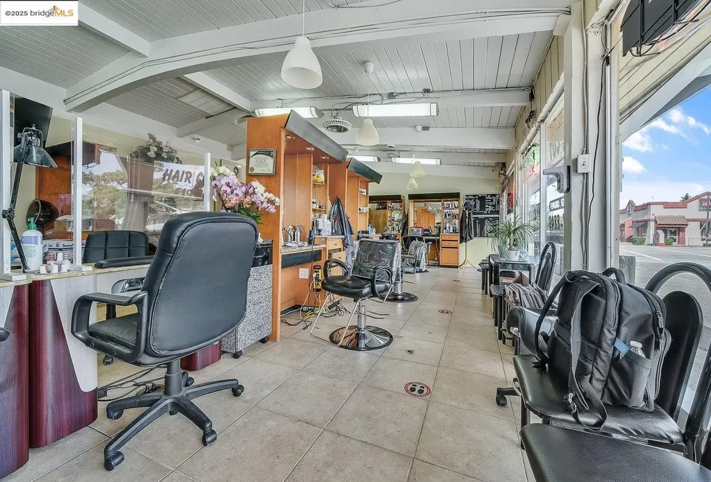 15028 Hesperian Boulevard San Leandro CA 94578
