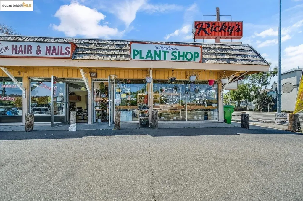 15028 Hesperian Boulevard San Leandro CA 94578