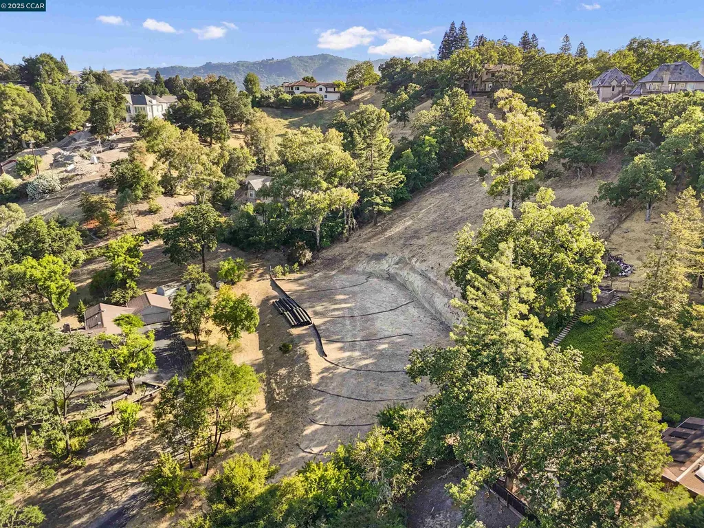 221 Dean Road Alamo CA 94507