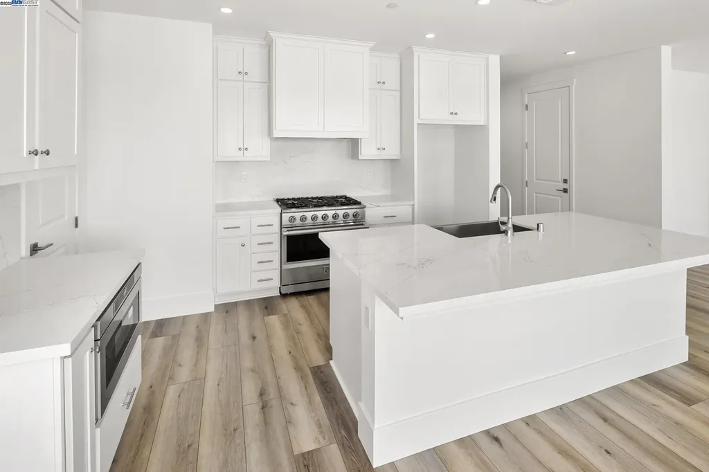 10 Grey Whale Place Bethel Island CA 94511