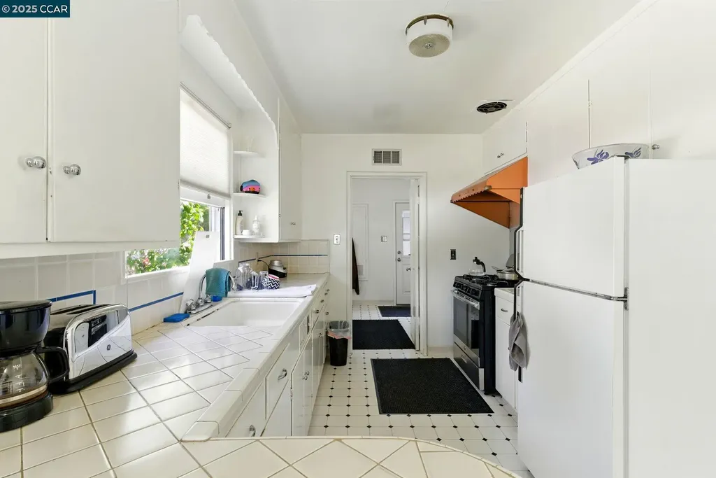 500 Wano Street Martinez CA 94553