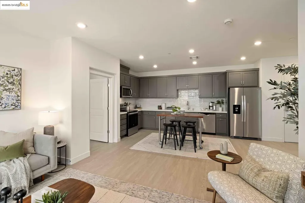 500 Somi Court Hayward CA 94544