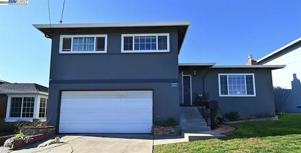 19641 Betrose Court Castro Valley CA 94546