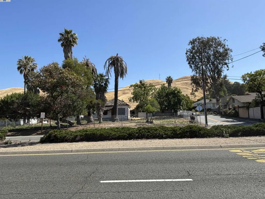 41252 Mission Boulevard Fremont CA 94539