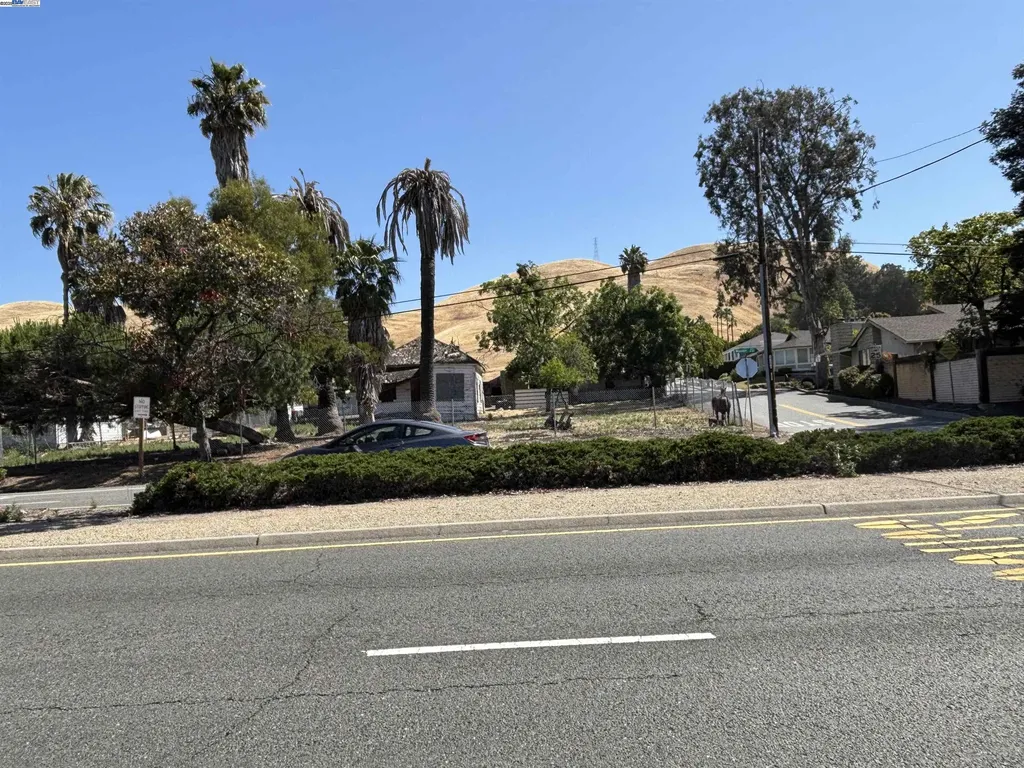 41252 Mission Boulevard Fremont CA 94539