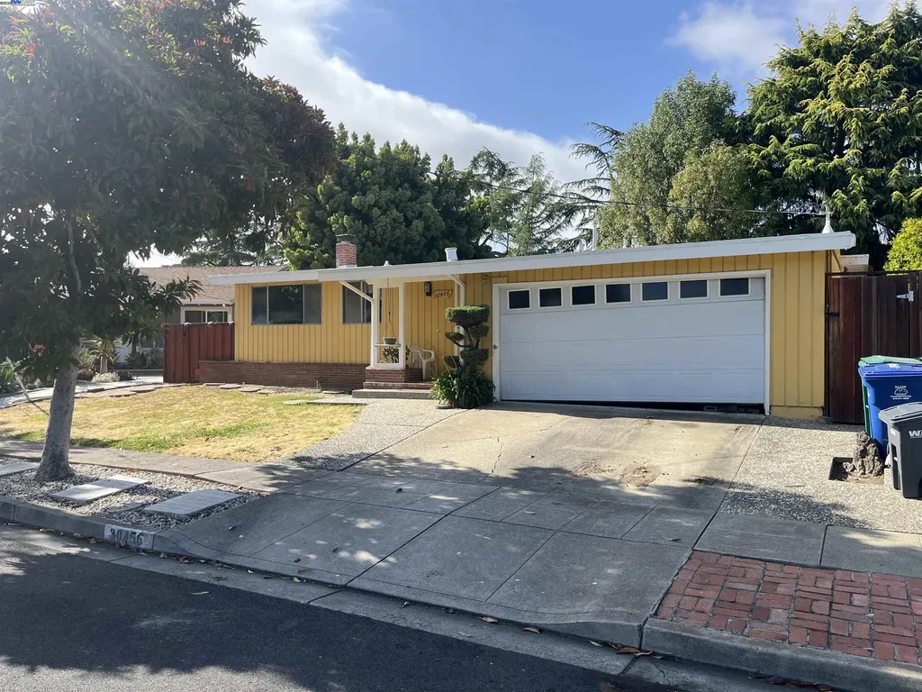 30456 Hoylake Street Hayward CA 94544