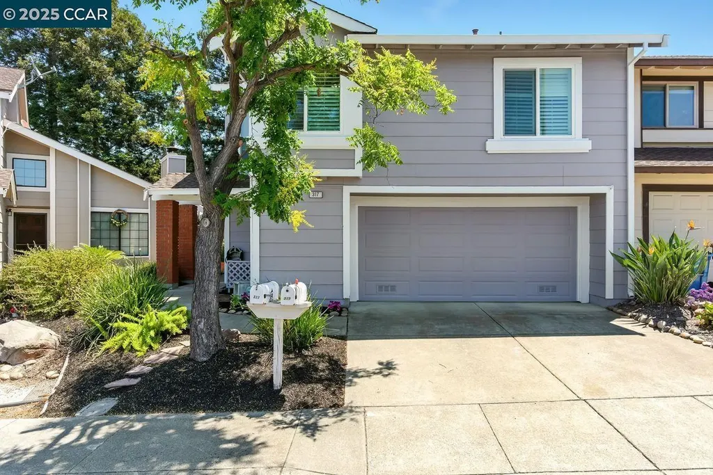 317 Lake Dale Court Martinez CA 94553