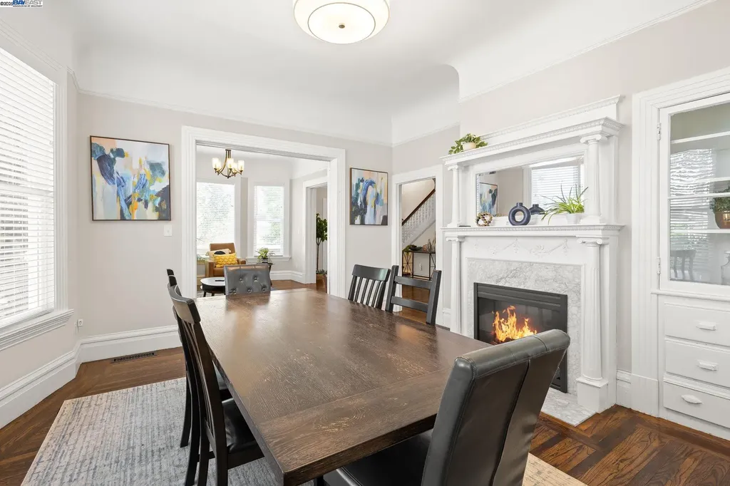 2207 21st Street Oakland CA 94606