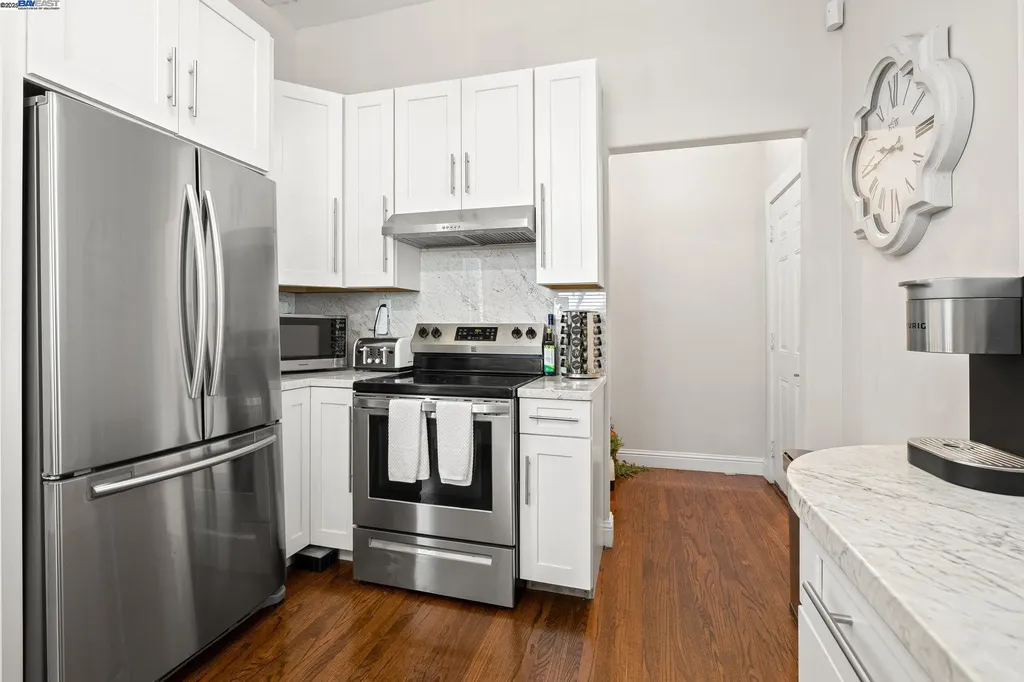 2207 21st Street Oakland CA 94606