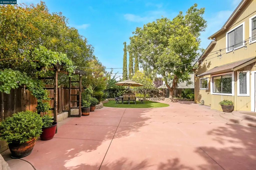 941 Bluerock Drive Antioch CA 94509