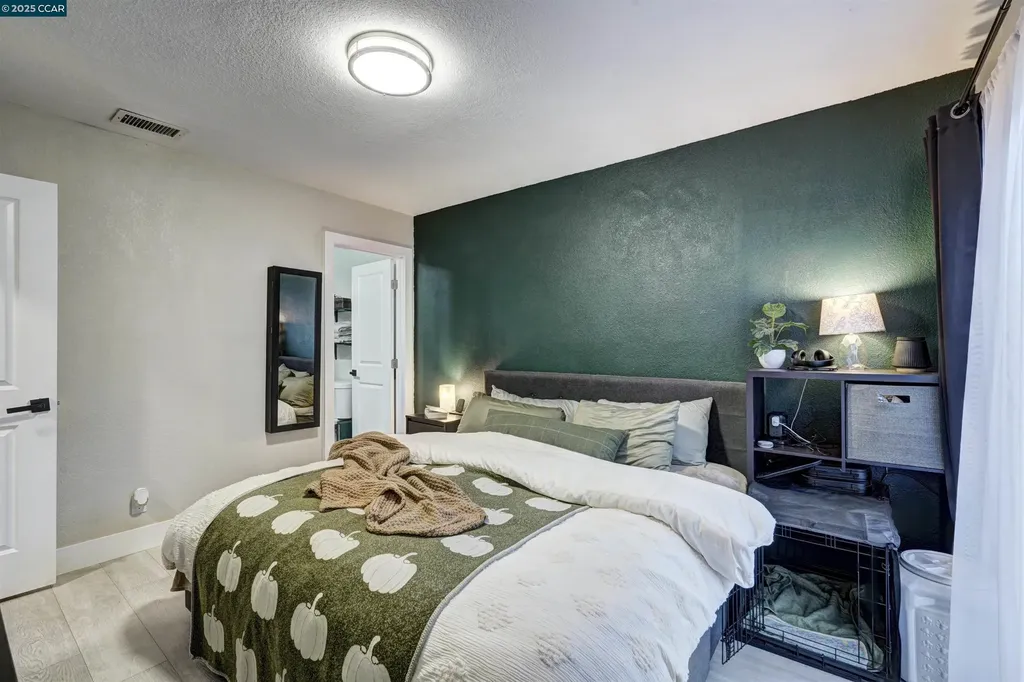 1324 104th Avenue Oakland CA 94603