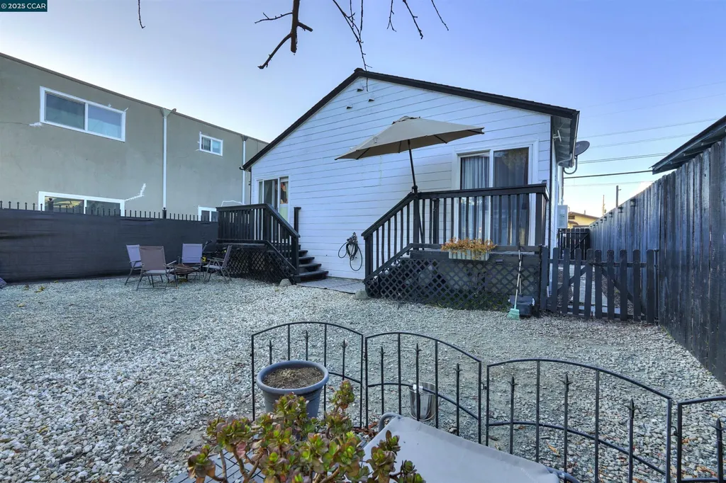 1324 104th Avenue Oakland CA 94603