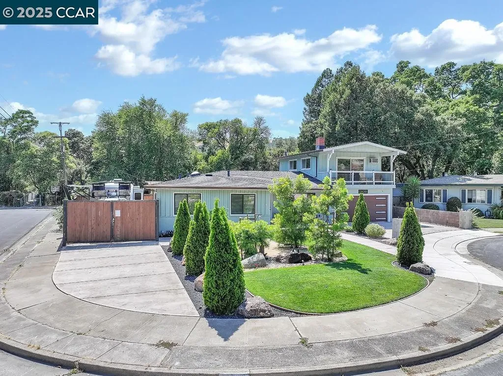 1930 Nicolette Court Martinez CA 94553