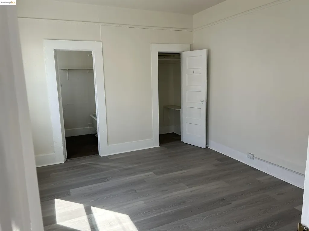 2017 27th Avenue Oakland CA 94601
