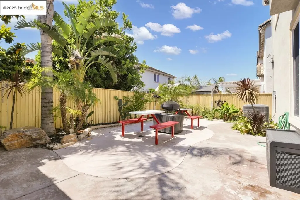 25 Solitude Court Oakley CA 94561