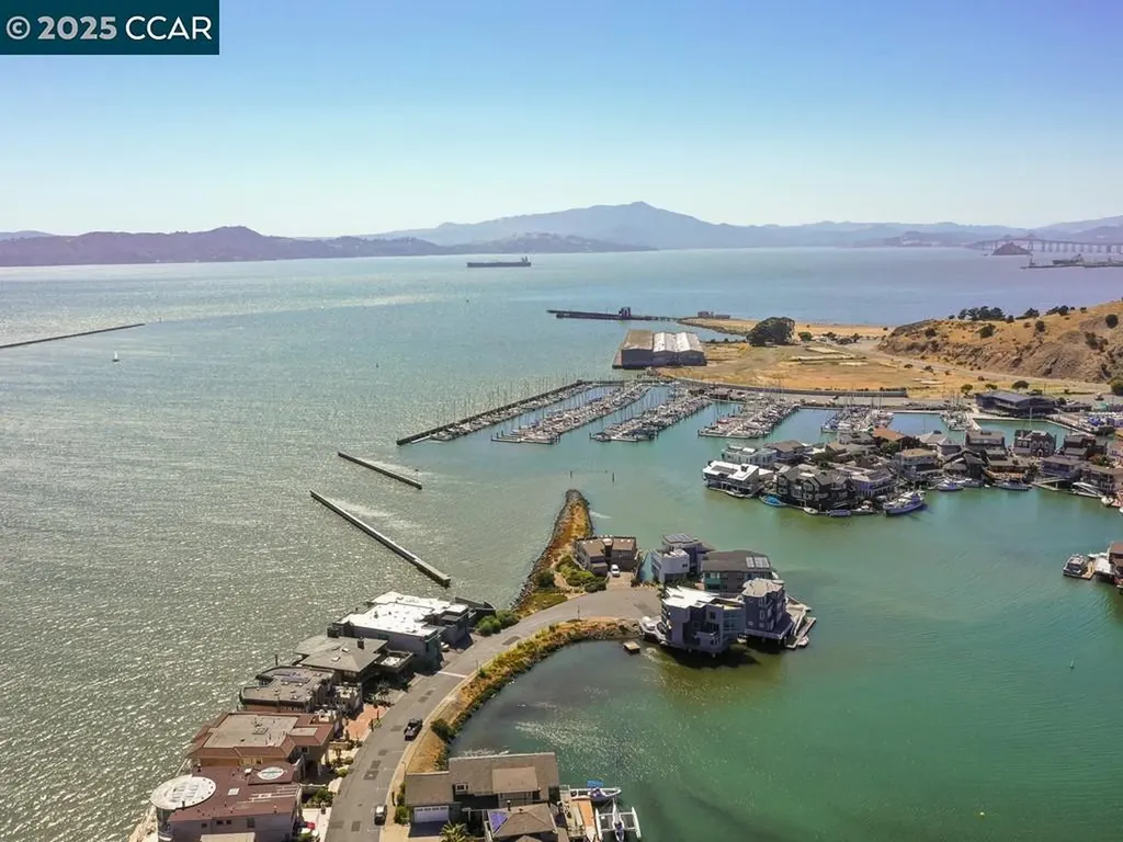 1460 Sandpiper Spit Richmond CA 94803