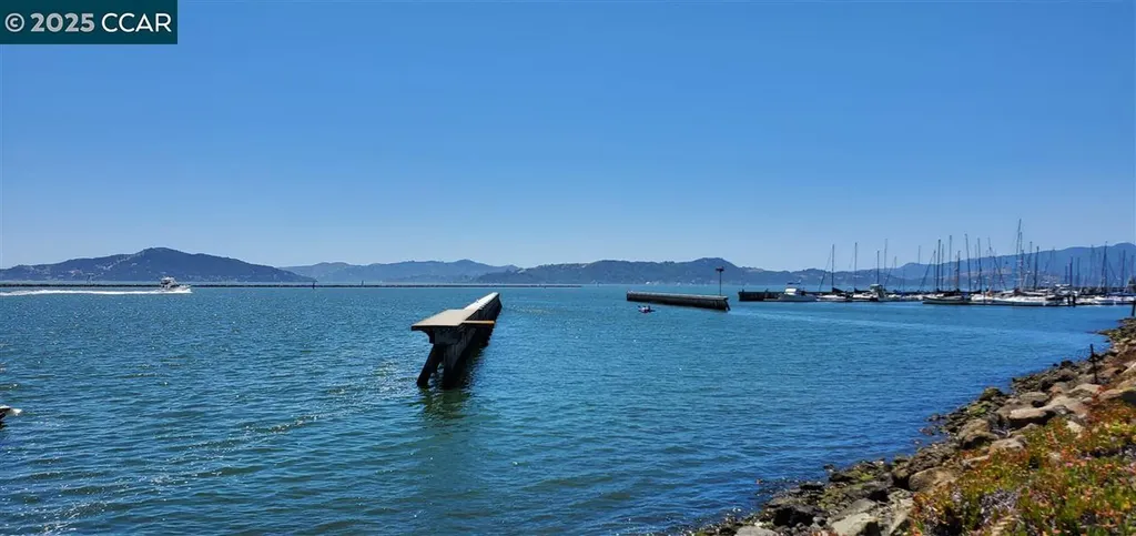 1460 Sandpiper Spit Richmond CA 94803
