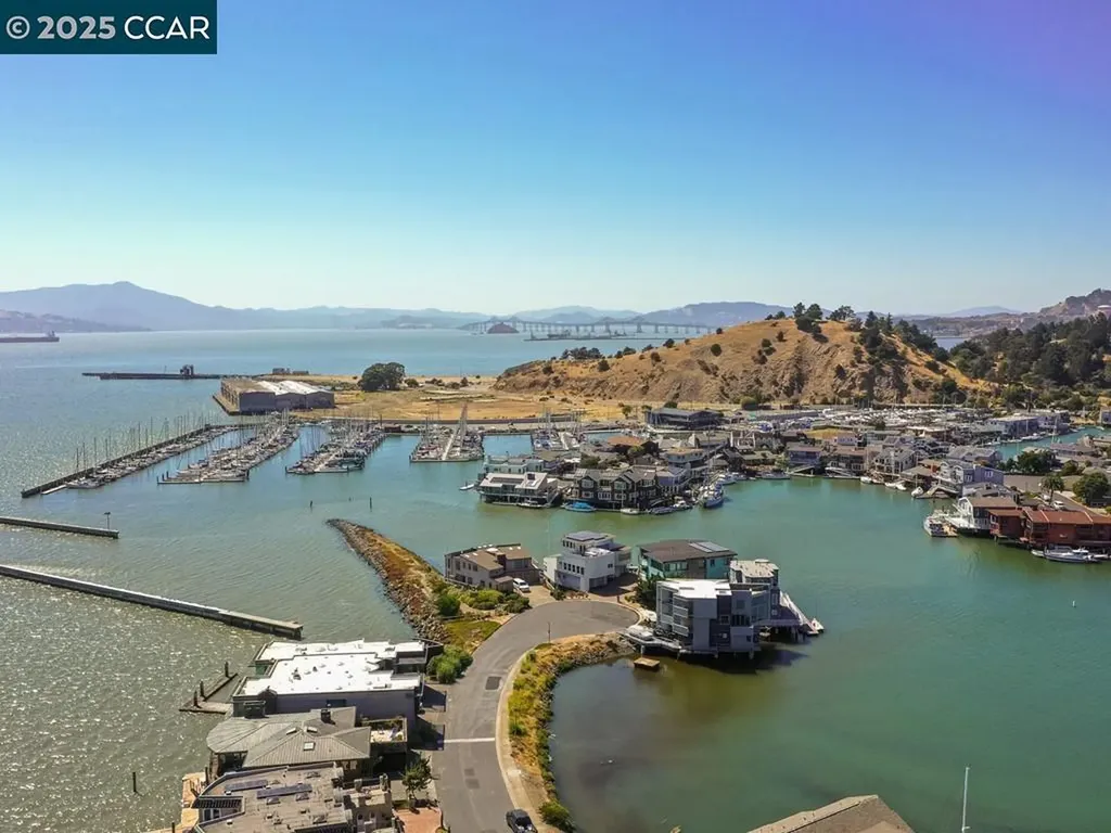1460 Sandpiper Spit Richmond CA 94803
